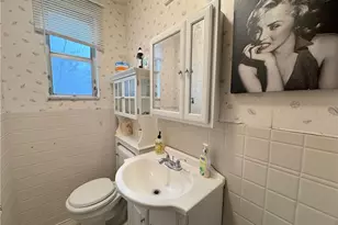 417 Clay Ave, Jeannette, PA 15644 - Photo 36