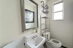 417 Clay Ave, Jeannette, PA 15644 - Photo 32