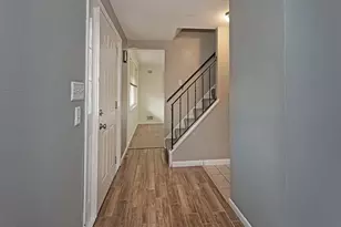 1749 Washington Rd, Washington Township, PA 15613 - Photo 4