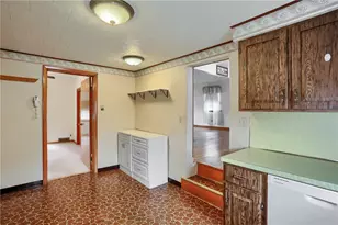 306 E Hazen Ave, Ellport, PA 16117 - Photo 24