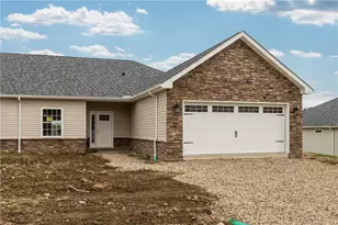 340 Cherokee Dr, Chippewa Township, PA 15010 - Photo 2