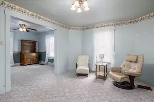 1135 W Chestnut St, Washington, PA 15301 - Photo 2