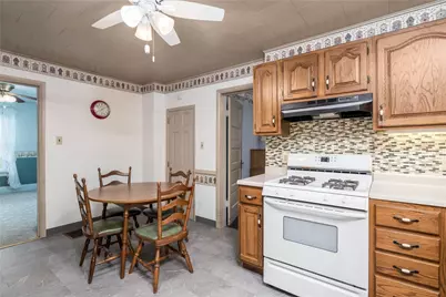 1135 W Chestnut St, Washington, PA 15301 - Photo 10