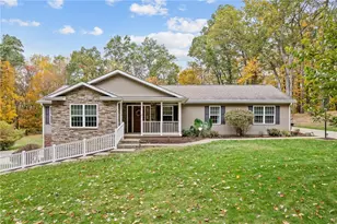 17 Oak Forest Rd, Nottingham, PA 15332 - Photo 1