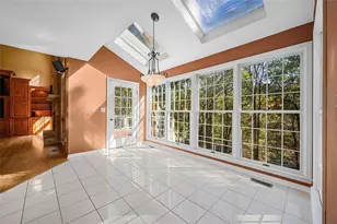 409 Bryn Ct, Ross Twp, PA 15237 - Photo 12