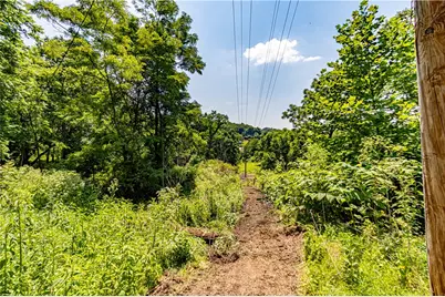 2019 7th St Rd, New Kensington, PA 15068 - Photo 4