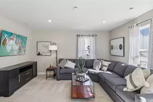 702 Olivia St, Collier Township, PA 15205 - Photo 4