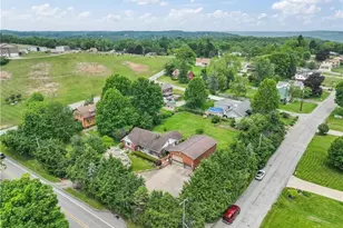 2102 Darlington Rd, Chippewa Township, PA 15010 - Photo 2