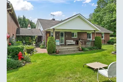 2102 Darlington Road, Chippewa Township, PA 15010 - Photo 4