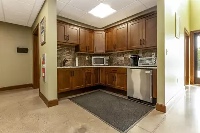 1048 Perry Hwy, East Lackawannock Township, PA 16137 - Photo 8