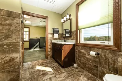 1048 Perry Hwy, East Lackawannock Township, PA 16137 - Photo 44