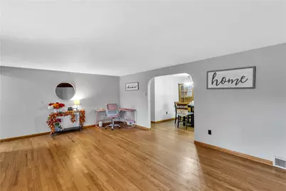 5504 Buseman Ave, Hopewell Township, PA 15001 - Photo 16