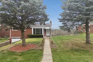 434 Macassar Dr, Pittsburgh, PA 15236 - Photo 4