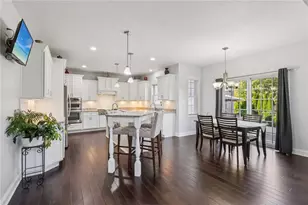 201 Emerson Pines Dr, Cranberry Township, PA 16066 - Photo 12