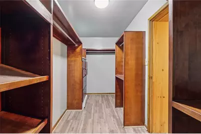 1012 Magnolia Dr, Jeannette, PA 15644 - Photo 14