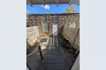 904 N Saint Clair St, Pittsburgh, PA 15206 - Photo 14