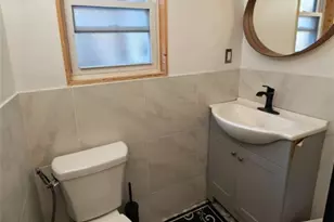 904 N St Clair St, Pittsburgh, PA 15206 - Photo 8