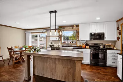 426 Perry Cir, Cranberry Township, PA 16066 - Photo 10