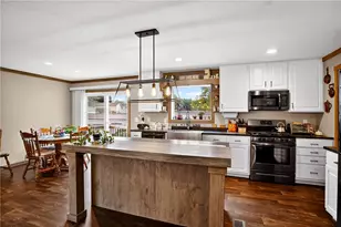 426 Perry Cir, Cranberry Township, PA 16066 - Photo 10