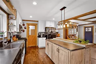 426 Perry Cir, Cranberry Township, PA 16066 - Photo 12