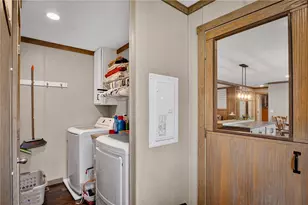 426 Perry Cir, Cranberry Township, PA 16066 - Photo 16