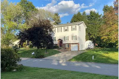 1253 Megown Dr, South Park, PA 15129 - Photo 2