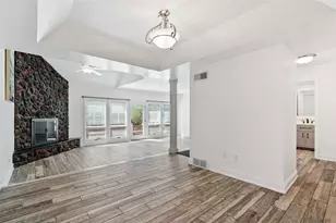 100 St Tropez Cir, Patterson Heights, PA 15010 - Photo 22