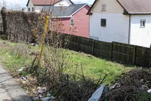 2206 Elsie St, Pittsburgh, PA 15210 - Photo 6