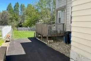 311 Sweetbriar St, Pittsburgh, PA 15211 - Photo 2