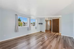 10142 Lavonne Dr, North Huntingdon, PA 15642 - Photo 6