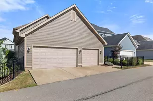 261 1st St, Oakmont, PA 15139 - Photo 44