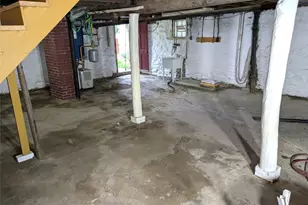 413 N 3rd St, Jeannette, PA 15644 - Photo 28