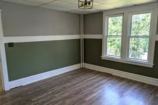 413 N 3rd St, Jeannette, PA 15644 - Photo 10