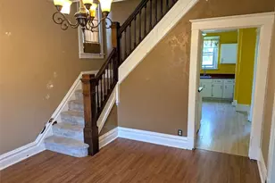 413 N 3rd St, Jeannette, PA 15644 - Photo 4