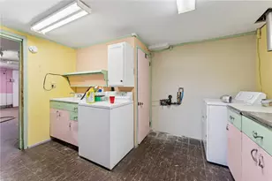 1237 Circle Dr, Pittsburgh, PA 15221 - Photo 38