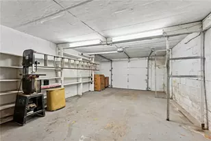 1237 Circle Dr, Pittsburgh, PA 15221 - Photo 40