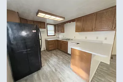 111 Ludwig St, Manor Township, PA 16236 - Photo 8