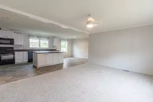 1322 Hidden Valley Dr, Robinson Twp, PA 15019 - Photo 4