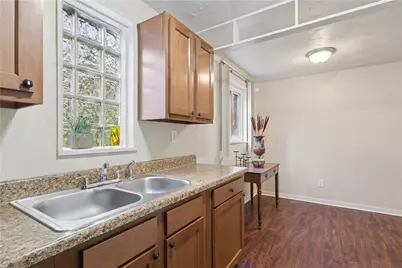 204 Bart, Pittsburgh, PA 15235 - Photo 6