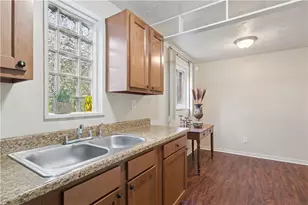 204 Bart, Pittsburgh, PA 15235 - Photo 6