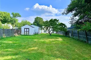 1920 Robinwood St, Union Township, PA 16101 - Photo 16