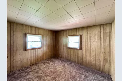 1920 Robinwood St, Union Township, PA 16101 - Photo 12