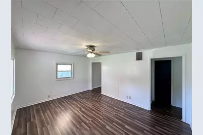 1920 Robinwood St, Union Township, PA 16101 - Photo 2