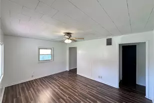 1920 Robinwood St, Union Township, PA 16101 - Photo 2