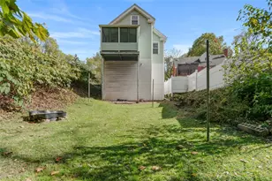 1151 Jones Ave, North Braddock, PA 15104 - Photo 30