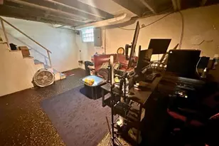 1045 Pennsylvania Ave, Clairton, PA 15025 - Photo 16