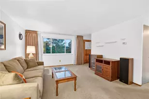 108 Malcolm Ave, Ross Twp, PA 15212 - Photo 4