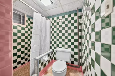 108 Malcolm Ave, Ross Twp, PA 15212 - Photo 28