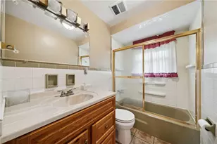 632 Penn Dr, Level Green, PA 15085 - Photo 16