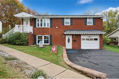 632 Penn Dr, Trafford, PA 15085 - Photo 1
